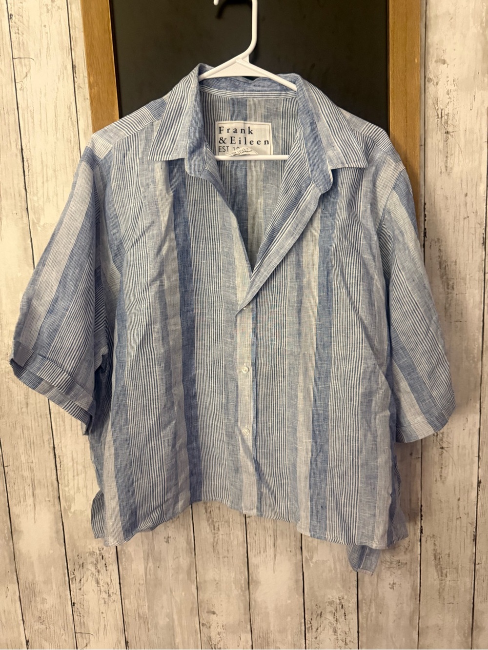 Frank & Eileen Rosie Short Sleeve Button Up Size Xl Blue White Striped Linen